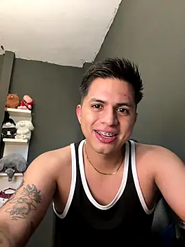 Snapshot of Niicky1_ chatting on October 2025 04:24:02 AM Niicky1  online show from October 2025 04:24:02 AM