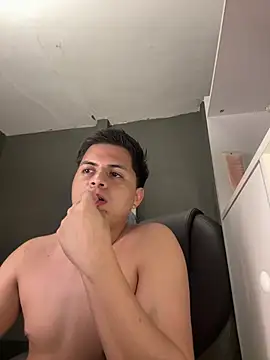 Niicky1  online show from March 2026 06:53:01 AM