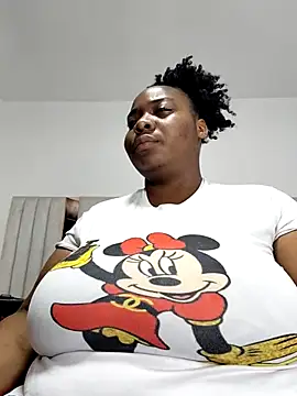 Snapshot of Breisy_bigboobs chatting on May 2026 08:14:01 PM Breisy bigboobs online show from May 2026 08:14:01 PM