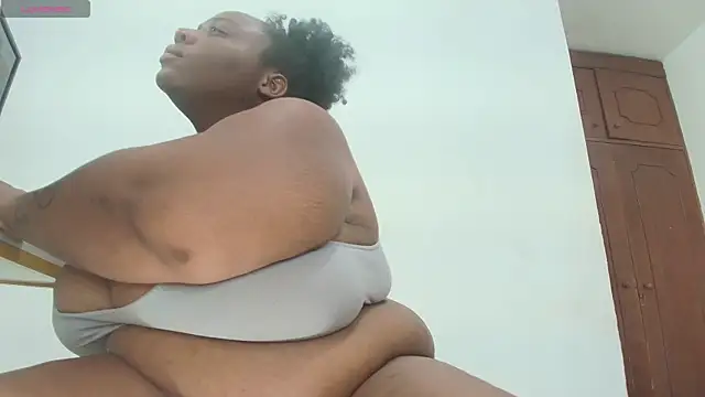 Breisy bigboobs online show from January 2026 06:58:01 PM