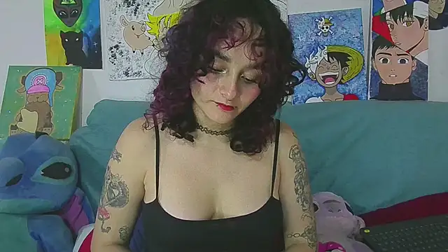 kitty22  online show from May 2026 12:57:01 PM