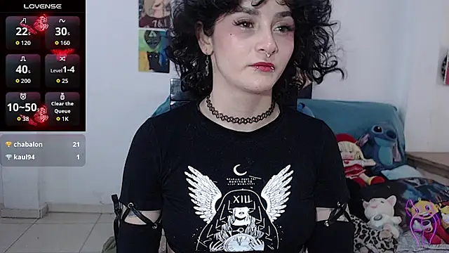 kitty22  online show from September 2025 02:46:02 PM