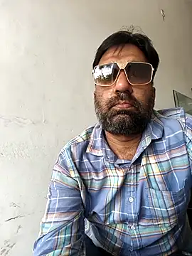 lund lol online show from March 2026 06:33:01 AM