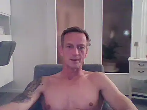 dirks71 online show from March 2025 06:31:01 PM