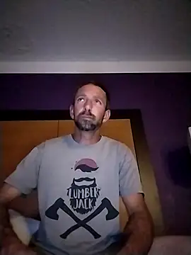 Treemandude online show from November 2025 10:04:02 AM