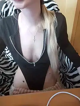 Elza kom online show from March 2025 11:21:02 AM