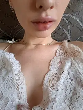 Elza kom online show from November 2025 06:07:02 AM