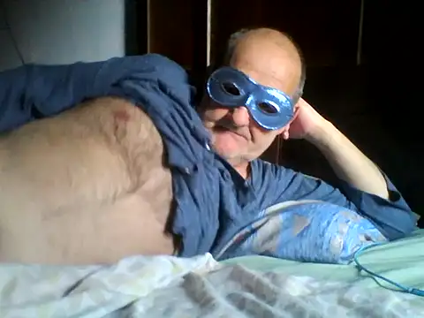 Snapshot of Geppo5911 chatting on December 2024 12:07:02 PM Geppo5911 online show from December 2024 12:07:02 PM