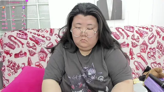 Snapshot of Nadine_asian chatting on July 2026 08:03:01 AM Nadine asian online show from July 2026 08:03:01 AM