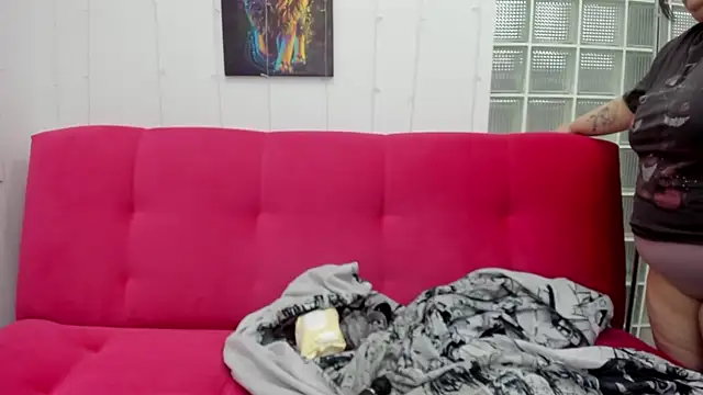 Snapshot of Nadine_asian chatting on November 2025 01:28:01 AM Nadine asian online show from November 2025 01:28:01 AM