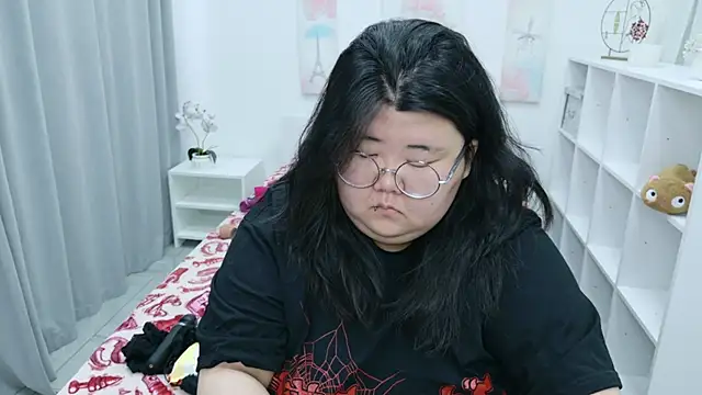 Nadine asian online show from April 2026 07:37:01 AM