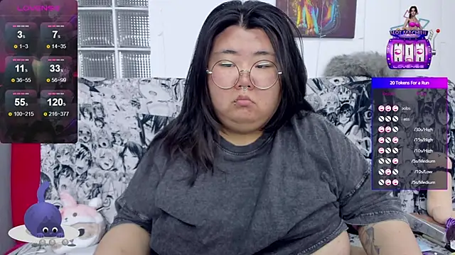 Snapshot of Nadine_asian chatting on October 2025 06:26:01 AM Nadine asian online show from October 2025 06:26:01 AM