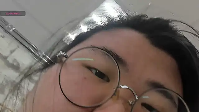 Snapshot of Nadine_asian chatting on November 2025 08:30:02 AM Nadine asian online show from November 2025 08:30:02 AM