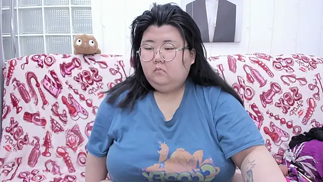 Nadine asian online show from March 2026 01:23:01 AM