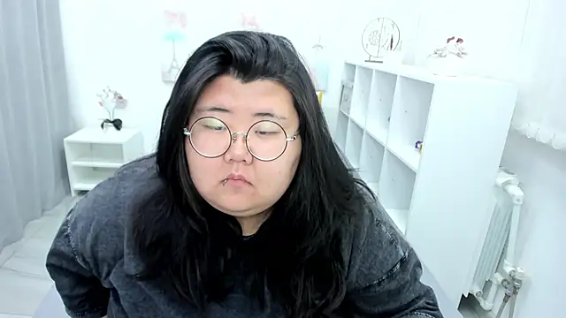 Nadine asian online show from May 2026 02:52:02 AM