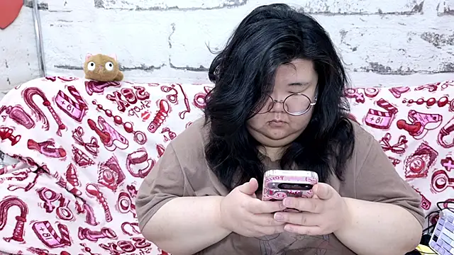 Nadine asian online show from March 2026 02:55:02 AM