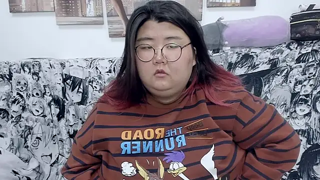 Snapshot of Nadine_asian chatting on January 2025 06:16:01 AM Nadine asian online show from January 2025 06:16:01 AM