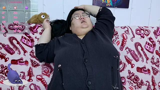 Snapshot of Nadine_asian chatting on December 2025 01:30:02 AM Nadine asian online show from December 2025 01:30:02 AM