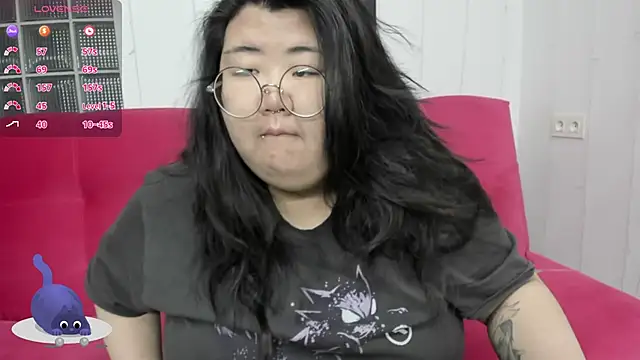 Snapshot of Nadine_asian chatting on November 2025 01:31:02 AM Nadine asian online show from November 2025 01:31:02 AM