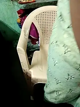 Snapshot of Omana-kutty chatting on February 2025 09:55:02 AM Omana-kutty online show from February 2025 09:55:02 AM