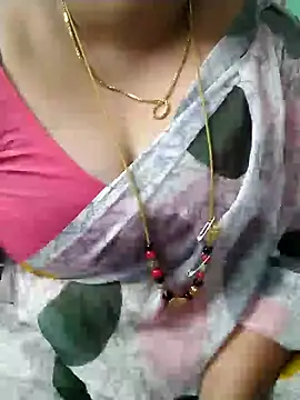 Snapshot of Omana-kutty chatting on February 2025 01:55:01 AM Omana-kutty online show from February 2025 01:55:01 AM