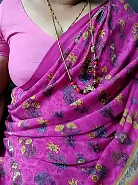 Snapshot of Omana-kutty chatting on February 2025 04:11:01 AM Omana-kutty online show from February 2025 04:11:01 AM