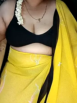 Snapshot of Omana-kutty chatting on March 2025 07:19:01 AM Omana-kutty online show from March 2025 07:19:01 AM