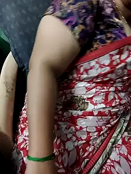 Snapshot of Omana-kutty chatting on February 2025 06:45:02 AM Omana-kutty online show from February 2025 06:45:02 AM