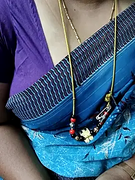 Snapshot of Omana-kutty chatting on February 2025 01:53:02 PM Omana-kutty online show from February 2025 01:53:02 PM