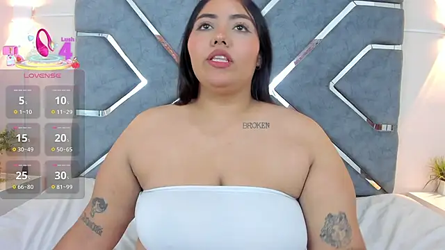 LucciaPorter online show from September 2025 10:26:01 PM