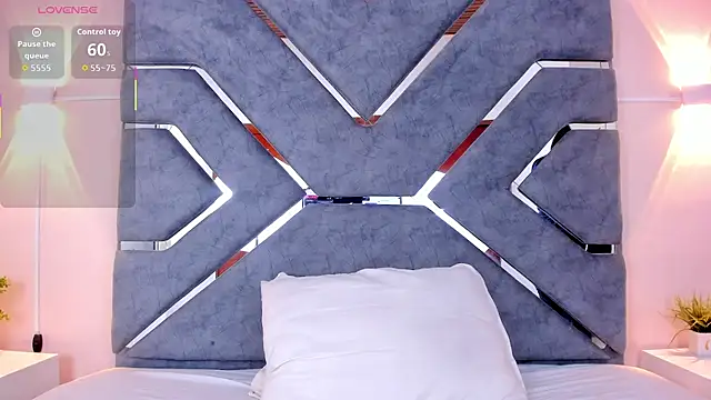 LucciaPorter online show from November 2025 09:46:01 PM