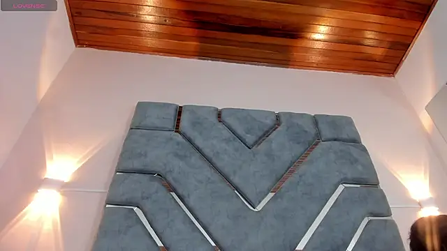 LucciaPorter online show from February 2026 01:19:01 PM