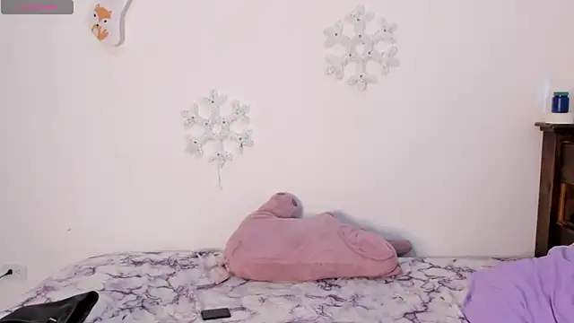 LucciaPorter online show from December 2024 06:54:02 PM