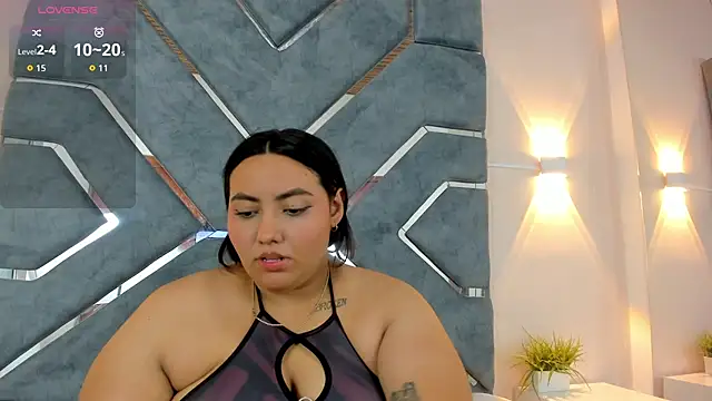 LucciaPorter online show from October 2025 08:51:02 PM