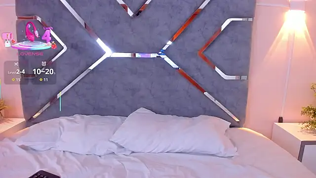 LucciaPorter online show from November 2025 08:34:01 PM