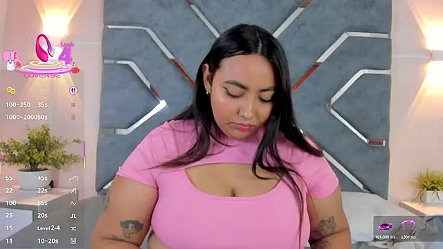 LucciaPorter online show from March 2026 01:49:01 PM