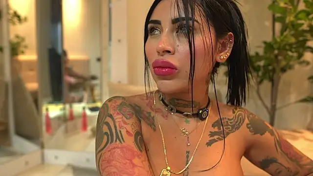 Snapshot of Sofhia_cruz chatting on June 2026 09:09:01 PM Sofhia cruz online show from June 2026 09:09:01 PM