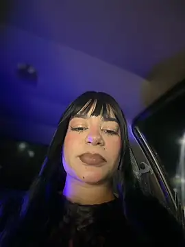 RavenM8 online show from March 2026 01:32:02 AM