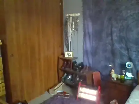 Snapshot of Fo0xybby chatting on May 2026 09:04:01 PM Fo0xybby online show from May 2026 09:04:01 PM