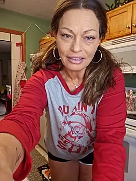 Snapshot of Erotic_and_Exotic chatting on December 2025 06:41:02 AM Erotic and Exotic online show from December 2025 06:41:02 AM