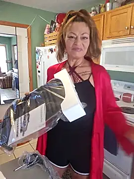 Snapshot of Erotic_and_Exotic chatting on November 2025 07:18:01 PM Erotic and Exotic online show from November 2025 07:18:01 PM