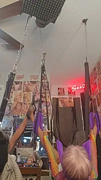 luvs2cumm69 online show from December 2025 08:09:02 AM