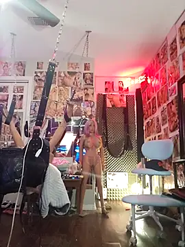 luvs2cumm69 online show from October 2025 10:34:01 AM