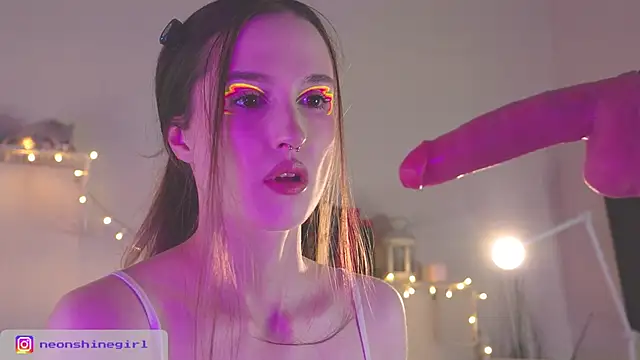 NeonShine online show from February 2026 06:46:02 AM