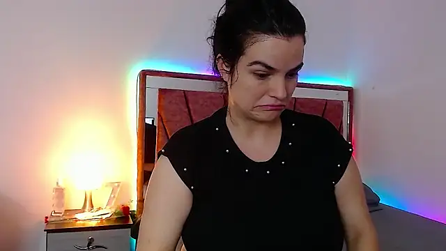 Snapshot of passionate_love22 chatting on February 2026 09:36:02 PM passionate love22 online show from February 2026 09:36:02 PM