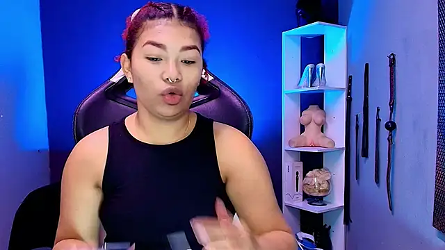 JadaRoberts online show from September 2025 12:14:01 PM