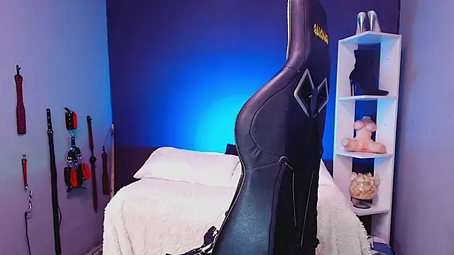 JadaRoberts online show from December 2025 12:06:01 PM