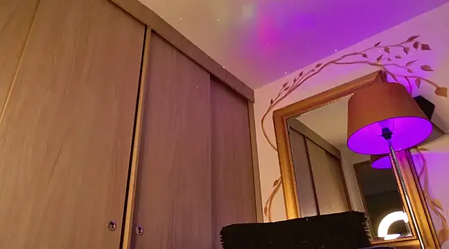 Snapshot of enzo_herrera01 chatting on February 2025 02:21:01 PM enzo herrera01 online show from February 2025 02:21:01 PM