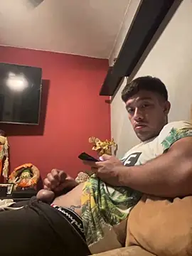 Magicerosxx69 online show from October 2025 08:05:01 AM