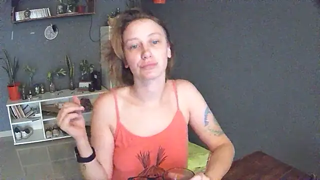 Snapshot of stupid_babybird chatting on February 2025 03:04:02 PM stupid babybird online show from February 2025 03:04:02 PM